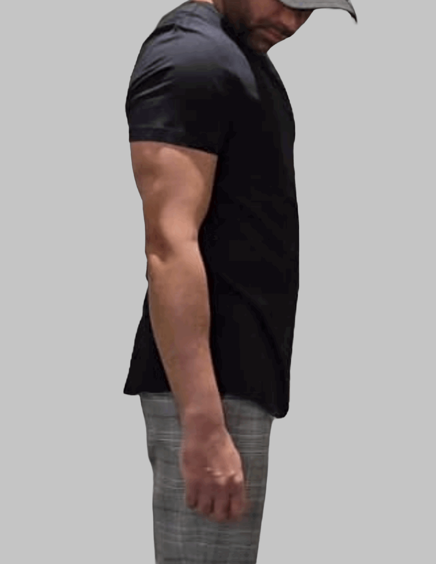 Drøn Intent Tee side fit — tailored athletic silhouette with shorter sleeve length designed to accentuate arms and enhance physique